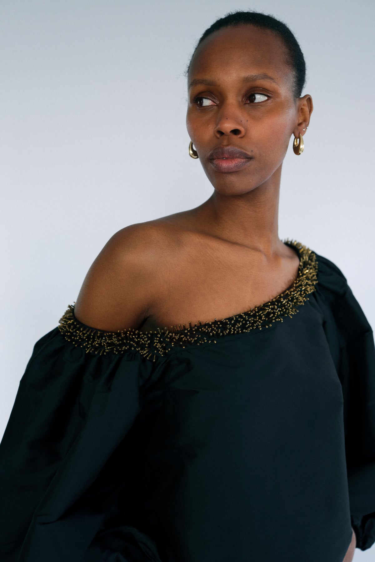 Atelier Taktil AT-Skye Offshoulder Deco Blouse Shirts & Blouses 9 Black