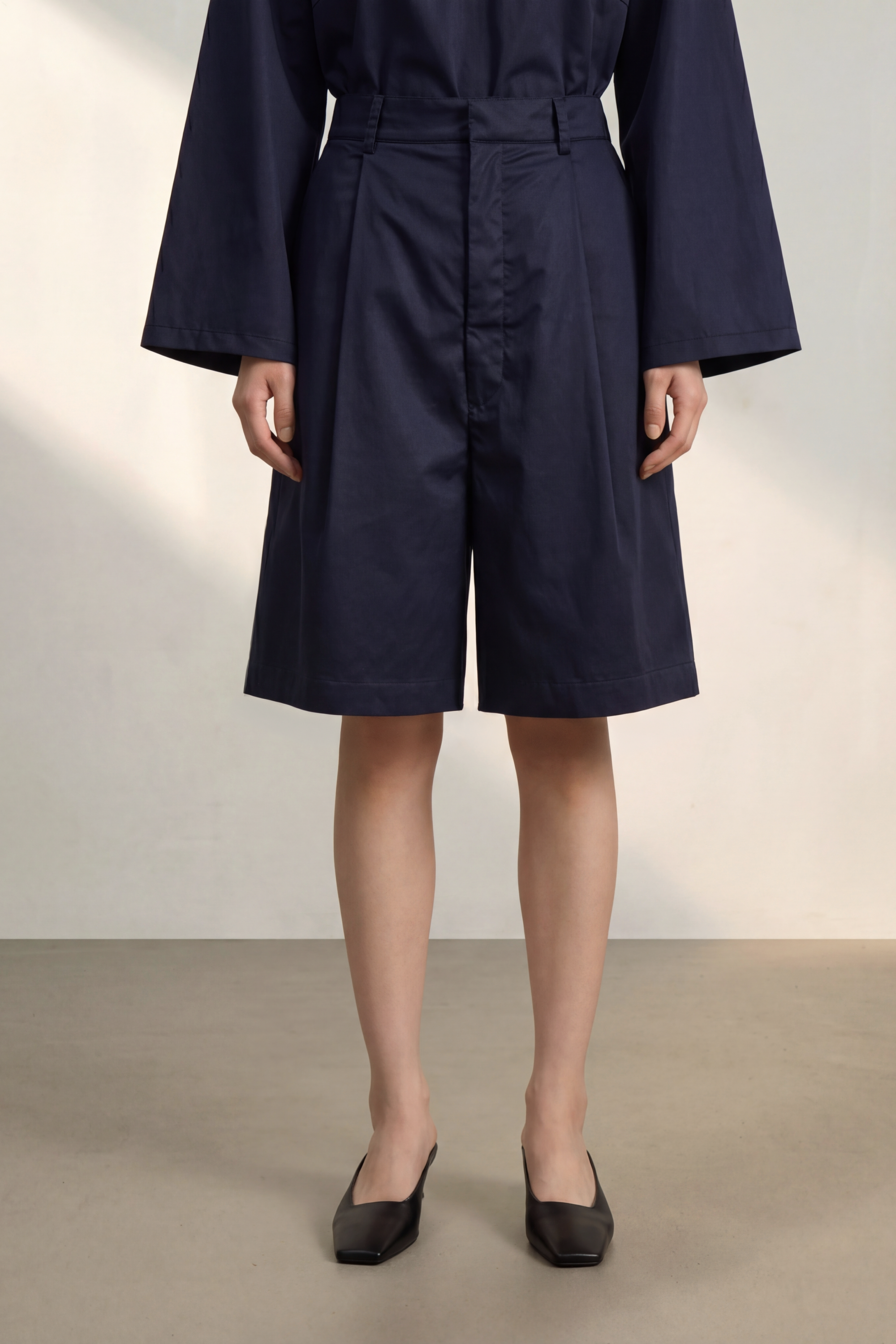 Atelier Taktil AT-Skylar Long Shorts Jeans & Pants 527 Deep Dark Navy