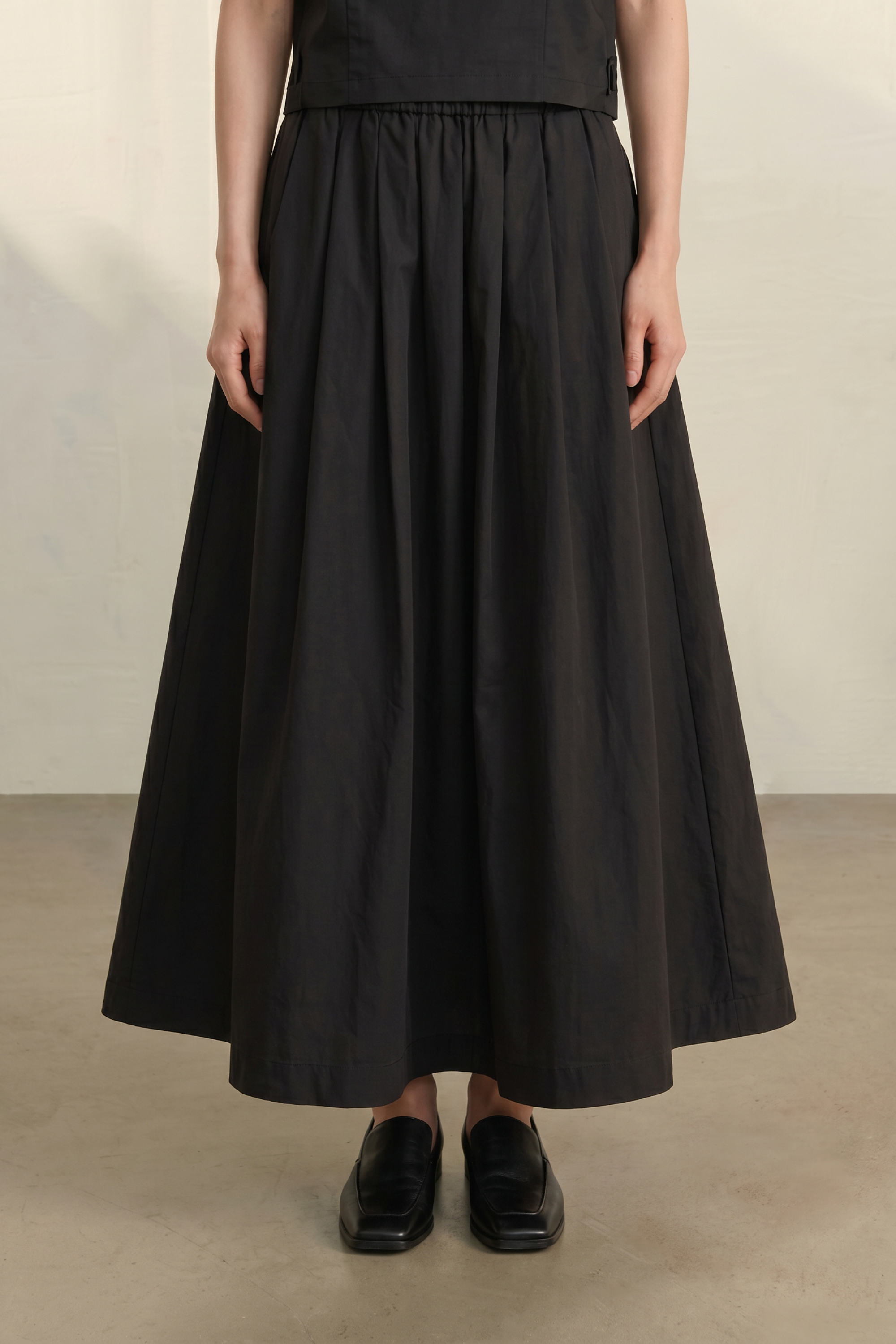 Atelier Taktil AT-Tania Long Pleat Skirt Skirt 9 Black